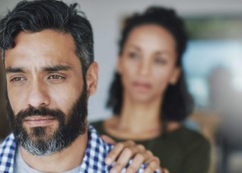 5 Signs That It’s Time To Walk Away From A Romantic Relationship